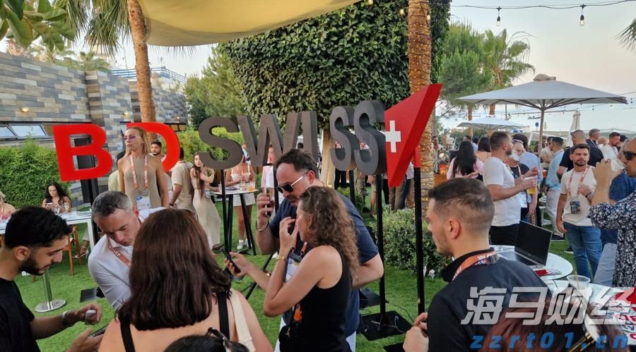 广深港高铁跨境客流上半年突破1500万人次