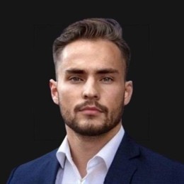 银发未改报国志 今朝接力向新程